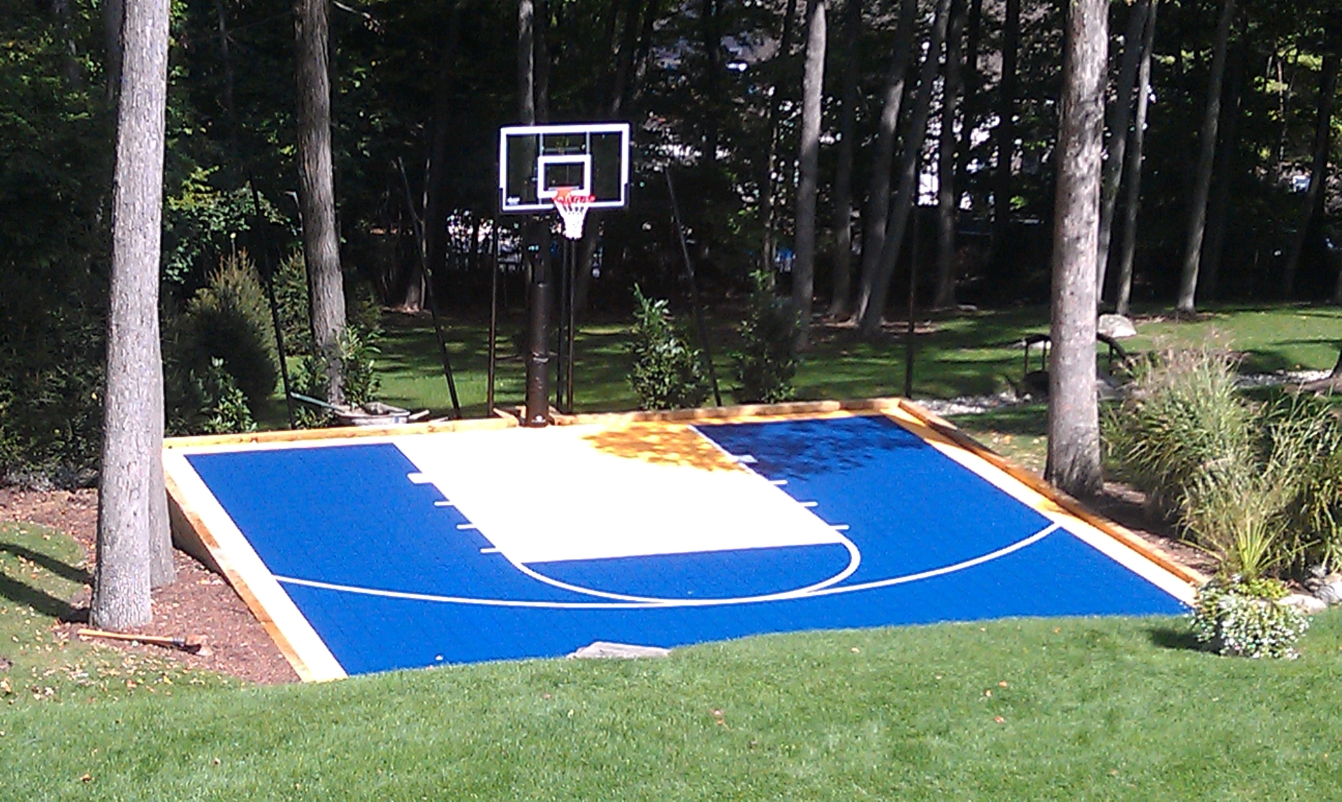 Backyard Basketball Courts, Putting Greens and Games in Minneapolis & St.  Paul